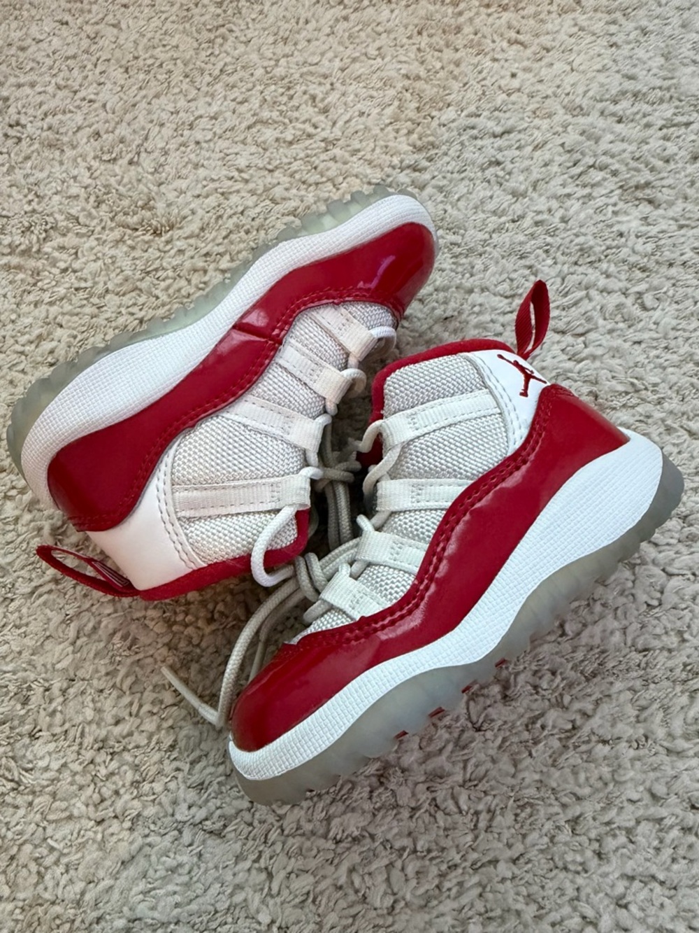 Jordan 11 cherry